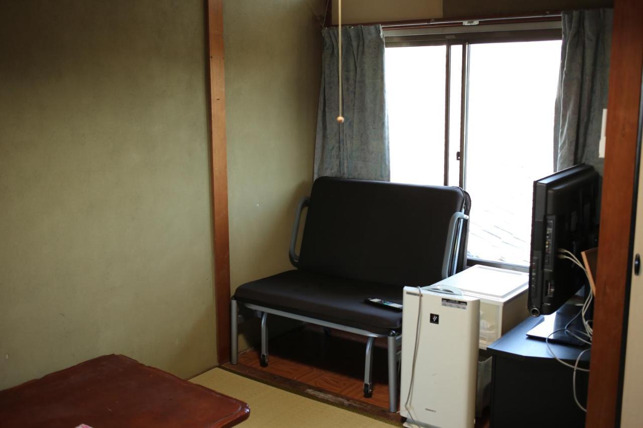 Hojo Suigun Youth Hostel Matsuyama  Bagian luar foto